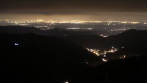 Dieses Bild zeigt eine Webcam-Aufnahme vom Achertal, aufgenommen am Mittwoch, den 24.12.2025 um 18:10 Uhr. Die Temperatur betrug -5.9°C.