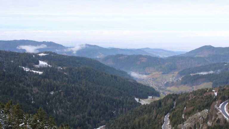 Dieses Bild zeigt eine Webcam-Aufnahme vom Achertal, aufgenommen am Samstag, den 31.01.2026 um 10:50 Uhr. Die Temperatur betrug 3.3°C.