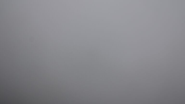 Dieses Bild zeigt eine Webcam-Aufnahme vom Achertal, aufgenommen am Sonntag, den 15.06.2025 um 20:20 Uhr. Die Temperatur betrug 13.4°C.