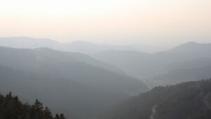 Dieses Bild zeigt eine Webcam-Aufnahme vom Achertal, aufgenommen am Sonntag, den 22.03.2026 um 17:50 Uhr. Die Temperatur betrug 6.4°C.