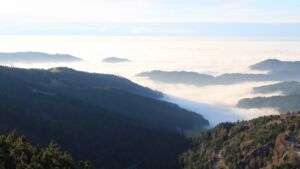 Dieses Bild zeigt eine Webcam-Aufnahme vom Achertal, aufgenommen am Mittwoch, den 03.12.2025 um 15:10 Uhr. Die Temperatur betrug 6°C.