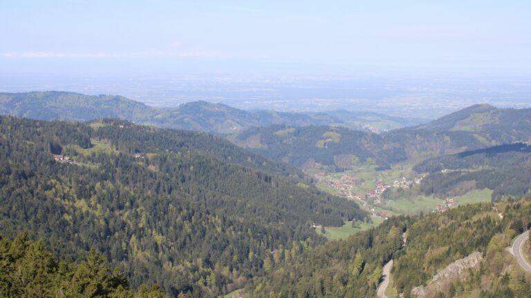 Dieses Bild zeigt eine Webcam-Aufnahme vom Achertal, aufgenommen am Montag, den 20.04.2026 um 10:20 Uhr. Die Temperatur betrug 7.1°C.