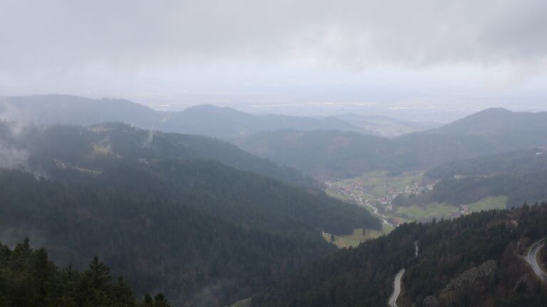 Dieses Bild zeigt eine Webcam-Aufnahme vom Achertal, aufgenommen am Mittwoch, den 11.03.2026 um 11:30 Uhr. Die Temperatur betrug 5°C.