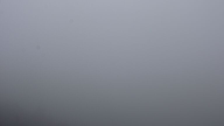 Dieses Bild zeigt eine Webcam-Aufnahme vom Achertal, aufgenommen am Freitag, den 26.09.2025 um 15:10 Uhr. Die Temperatur betrug 7.8°C.