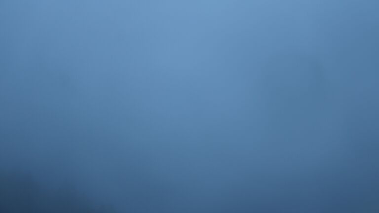 Dieses Bild zeigt eine Webcam-Aufnahme vom Achertal, aufgenommen am Samstag, den 04.04.2026 um 07:10 Uhr. Die Temperatur betrug 3.8°C.