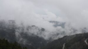 Dieses Bild zeigt eine Webcam-Aufnahme vom Achertal, aufgenommen am Sonntag, den 12.04.2026 um 15:40 Uhr. Die Temperatur betrug 3.2°C.