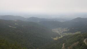 Dieses Bild zeigt eine Webcam-Aufnahme vom Achertal, aufgenommen am Mittwoch, den 16.07.2025 um 08:00 Uhr. Die Temperatur betrug 12.4°C.