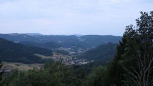 Dieses Bild zeigt eine Webcam-Aufnahme vom Achertal, aufgenommen am Mittwoch, den 05.08.2026 um 05:50 Uhr. Die Temperatur betrug 20.3°C.