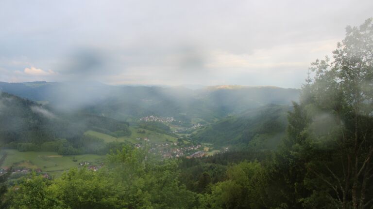 Dieses Bild zeigt eine Webcam-Aufnahme vom Achertal, aufgenommen am Mittwoch, den 20.05.2026 um 06:30 Uhr. Die Temperatur betrug 9.5°C.