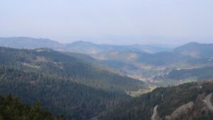 Dieses Bild zeigt eine Webcam-Aufnahme vom Achertal, aufgenommen am Samstag, den 21.03.2026 um 08:20 Uhr. Die Temperatur betrug 5.9°C.