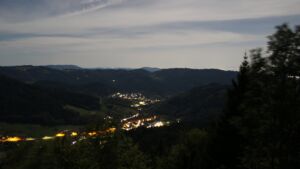 Dieses Bild zeigt eine Webcam-Aufnahme vom Achertal, aufgenommen am Dienstag, den 29.09.2026 um 05:40 Uhr. Die Temperatur betrug 21.5°C.
