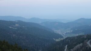 Dieses Bild zeigt eine Webcam-Aufnahme vom Achertal, aufgenommen am Mittwoch, den 25.03.2026 um 06:20 Uhr. Die Temperatur betrug 4.2°C.