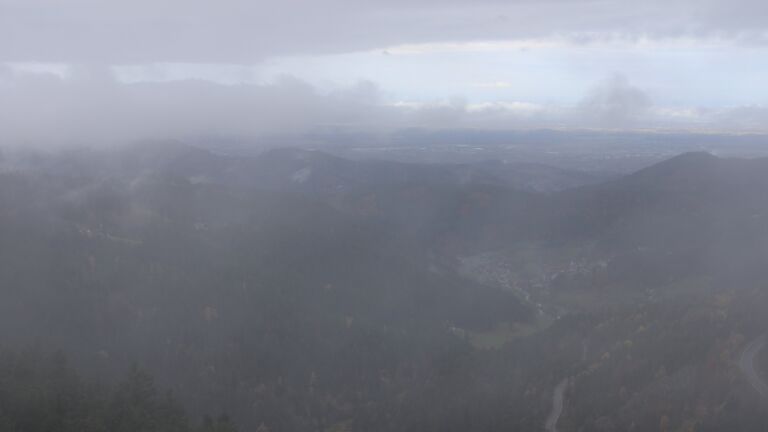 Dieses Bild zeigt eine Webcam-Aufnahme vom Achertal, aufgenommen am Sonntag, den 02.11.2025 um 10:00 Uhr. Die Temperatur betrug 6.1°C.