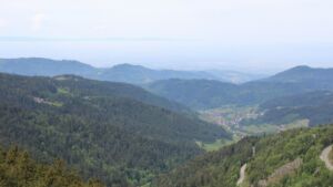 Dieses Bild zeigt eine Webcam-Aufnahme vom Achertal, aufgenommen am Sonntag, den 10.05.2026 um 11:40 Uhr. Die Temperatur betrug 17.7°C.