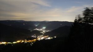 Dieses Bild zeigt eine Webcam-Aufnahme vom Achertal, aufgenommen am Dienstag, den 29.09.2026 um 20:40 Uhr. Die Temperatur betrug 21.2°C.