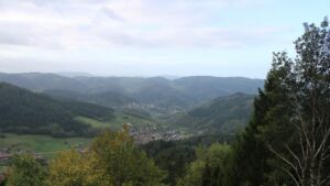 Dieses Bild zeigt eine Webcam-Aufnahme vom Achertal, aufgenommen am Montag, den 26.10.2026 um 08:40 Uhr. Die Temperatur betrug 5.4°C.