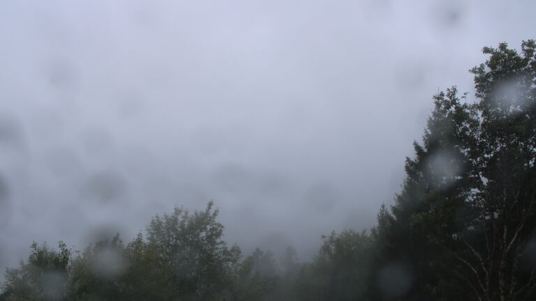 Dieses Bild zeigt eine Webcam-Aufnahme vom Achertal, aufgenommen am Donnerstag, den 08.10.2026 um 12:10 Uhr. Die Temperatur betrug 10.3°C.