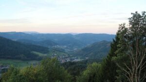 Dieses Bild zeigt eine Webcam-Aufnahme vom Achertal, aufgenommen am Mittwoch, den 30.09.2026 um 07:40 Uhr. Die Temperatur betrug 20.3°C.