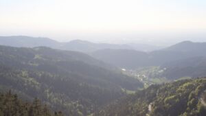 Dieses Bild zeigt eine Webcam-Aufnahme vom Achertal, aufgenommen am Donnerstag, den 30.04.2026 um 18:50 Uhr. Die Temperatur betrug 10.6°C.