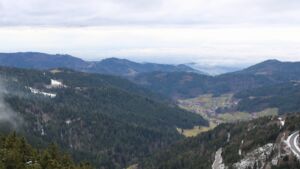 Dieses Bild zeigt eine Webcam-Aufnahme vom Achertal, aufgenommen am Donnerstag, den 19.02.2026 um 13:30 Uhr. Die Temperatur betrug 3.8°C.