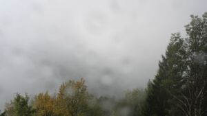 Dieses Bild zeigt eine Webcam-Aufnahme vom Achertal, aufgenommen am Mittwoch, den 28.10.2026 um 11:20 Uhr. Die Temperatur betrug 7.7°C.