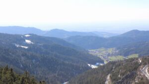 Dieses Bild zeigt eine Webcam-Aufnahme vom Achertal, aufgenommen am Donnerstag, den 02.04.2026 um 17:00 Uhr. Die Temperatur betrug 6.7°C.