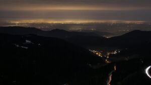 Dieses Bild zeigt eine Webcam-Aufnahme vom Achertal, aufgenommen am Samstag, den 31.01.2026 um 18:30 Uhr. Die Temperatur betrug 3.8°C.