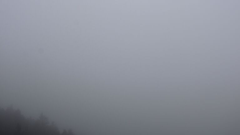 Dieses Bild zeigt eine Webcam-Aufnahme vom Achertal, aufgenommen am Montag, den 22.09.2025 um 18:00 Uhr. Die Temperatur betrug 6.1°C.