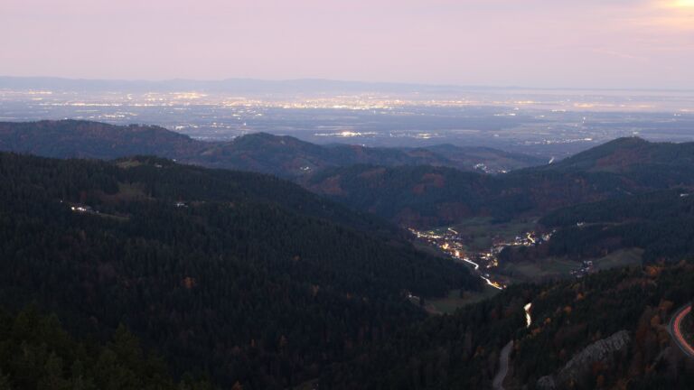 Dieses Bild zeigt eine Webcam-Aufnahme vom Achertal, aufgenommen am Mittwoch, den 05.11.2025 um 06:40 Uhr. Die Temperatur betrug 11.5°C.