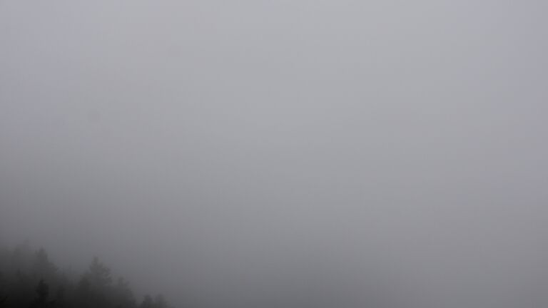 Dieses Bild zeigt eine Webcam-Aufnahme vom Achertal, aufgenommen am Donnerstag, den 25.09.2025 um 13:00 Uhr. Die Temperatur betrug 5.4°C.