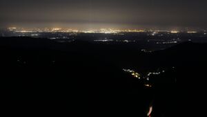Dieses Bild zeigt eine Webcam-Aufnahme vom Achertal, aufgenommen am Mittwoch, den 02.07.2025 um 02:20 Uhr. Die Temperatur betrug 23.9°C.