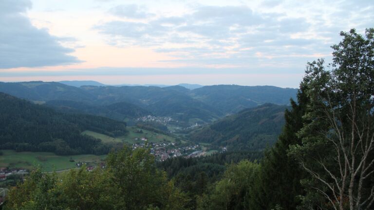 Dieses Bild zeigt eine Webcam-Aufnahme vom Achertal, aufgenommen am Samstag, den 03.10.2026 um 07:30 Uhr. Die Temperatur betrug 14.6°C.