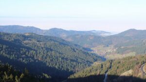 Dieses Bild zeigt eine Webcam-Aufnahme vom Achertal, aufgenommen am Donnerstag, den 26.02.2026 um 09:00 Uhr. Die Temperatur betrug 9.9°C.