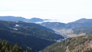 Dieses Bild zeigt eine Webcam-Aufnahme vom Achertal, aufgenommen am Mittwoch, den 21.01.2026 um 12:40 Uhr. Die Temperatur betrug 9.2°C.