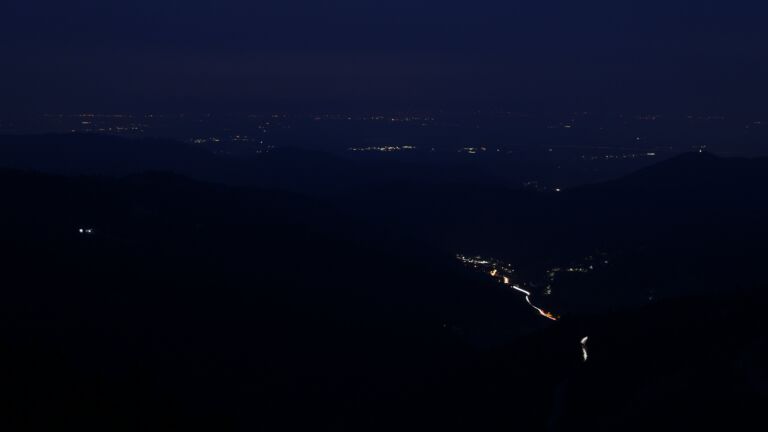 Dieses Bild zeigt eine Webcam-Aufnahme vom Achertal, aufgenommen am Montag, den 09.03.2026 um 06:00 Uhr. Die Temperatur betrug 7.9°C.