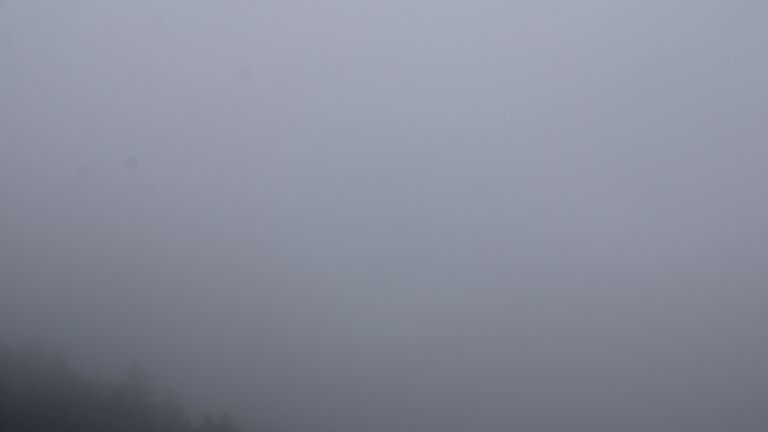 Dieses Bild zeigt eine Webcam-Aufnahme vom Achertal, aufgenommen am Sonntag, den 05.10.2025 um 15:50 Uhr. Die Temperatur betrug 4°C.