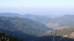 Dieses Bild zeigt eine Webcam-Aufnahme vom Achertal, aufgenommen am Mittwoch, den 04.03.2026 um 08:40 Uhr. Die Temperatur betrug 4.7°C.