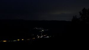 Dieses Bild zeigt eine Webcam-Aufnahme vom Achertal, aufgenommen am Dienstag, den 25.08.2026 um 05:30 Uhr. Die Temperatur betrug 15.5°C.
