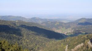 Dieses Bild zeigt eine Webcam-Aufnahme vom Achertal, aufgenommen am Montag, den 20.04.2026 um 08:50 Uhr. Die Temperatur betrug 10.7°C.