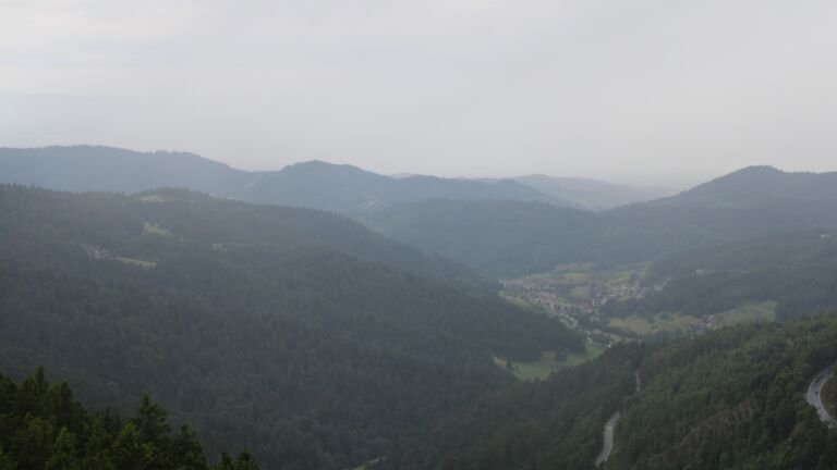 Dieses Bild zeigt eine Webcam-Aufnahme vom Achertal, aufgenommen am Mittwoch, den 04.06.2025 um 06:40 Uhr. Die Temperatur betrug 12.9°C.