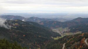 Dieses Bild zeigt eine Webcam-Aufnahme vom Achertal, aufgenommen am Sonntag, den 02.11.2025 um 08:30 Uhr. Die Temperatur betrug 5.9°C.