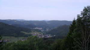 Dieses Bild zeigt eine Webcam-Aufnahme vom Achertal, aufgenommen am Samstag, den 23.05.2026 um 05:10 Uhr. Die Temperatur betrug 18.3°C.