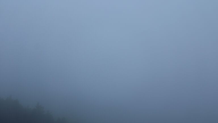 Dieses Bild zeigt eine Webcam-Aufnahme vom Achertal, aufgenommen am Samstag, den 29.11.2025 um 08:10 Uhr. Die Temperatur betrug 3.3°C.