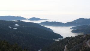 Dieses Bild zeigt eine Webcam-Aufnahme vom Achertal, aufgenommen am Mittwoch, den 21.01.2026 um 15:40 Uhr. Die Temperatur betrug 5.6°C.