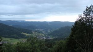 Dieses Bild zeigt eine Webcam-Aufnahme vom Achertal, aufgenommen am Samstag, den 13.06.2026 um 06:00 Uhr. Die Temperatur betrug 14.1°C.