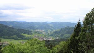 Dieses Bild zeigt eine Webcam-Aufnahme vom Achertal, aufgenommen am Mittwoch, den 13.05.2026 um 14:40 Uhr. Die Temperatur betrug 8.3°C.
