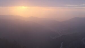 Dieses Bild zeigt eine Webcam-Aufnahme vom Achertal, aufgenommen am Dienstag, den 17.03.2026 um 18:20 Uhr. Die Temperatur betrug 3.3°C.