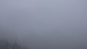 Dieses Bild zeigt eine Webcam-Aufnahme vom Achertal, aufgenommen am Montag, den 24.11.2025 um 13:20 Uhr. Die Temperatur betrug 0.2°C.