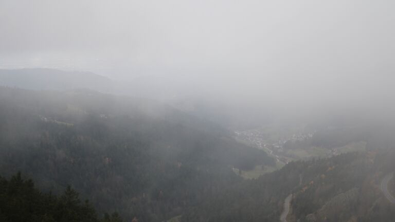 Dieses Bild zeigt eine Webcam-Aufnahme vom Achertal, aufgenommen am Dienstag, den 11.11.2025 um 09:00 Uhr. Die Temperatur betrug 5.2°C.