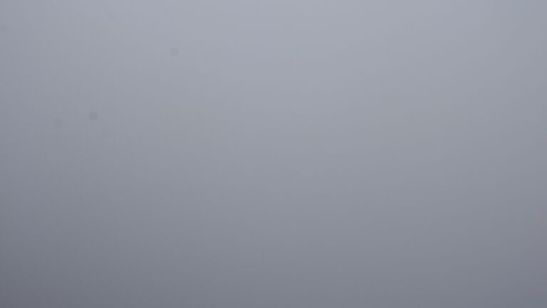 Dieses Bild zeigt eine Webcam-Aufnahme vom Achertal, aufgenommen am Donnerstag, den 21.08.2025 um 12:20 Uhr. Die Temperatur betrug 13.6°C.